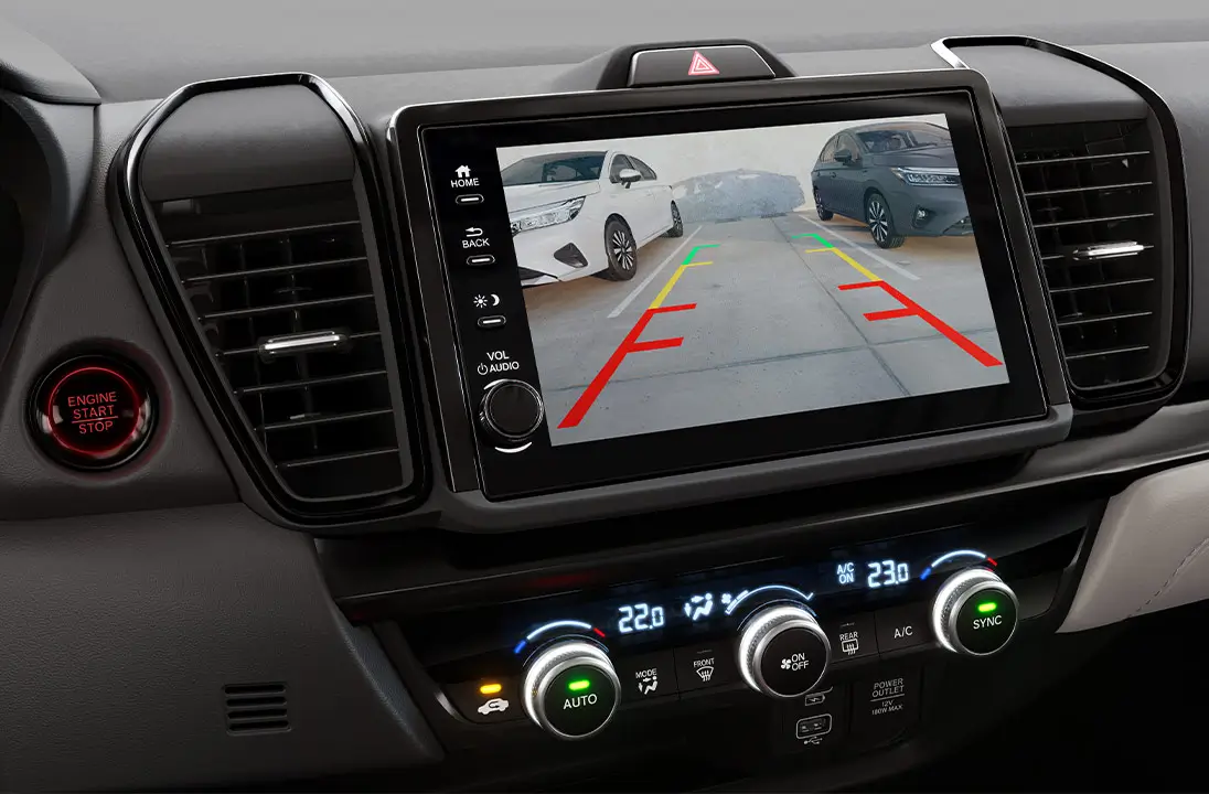 New City Sedan - Galeria interna - Câmera de ré