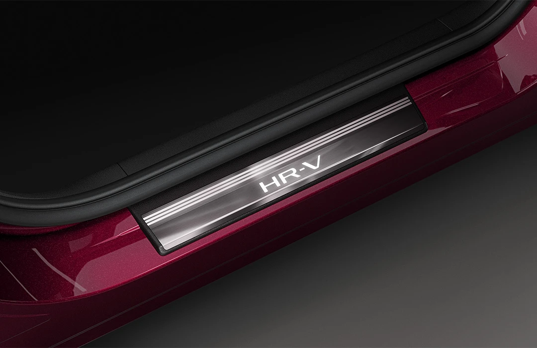 HR-V - Interno - Soleira iluminada em LED branco