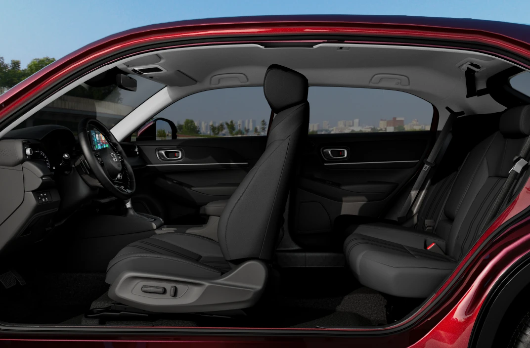 Conforto - Imagem de bancos e espaço interno do HRV