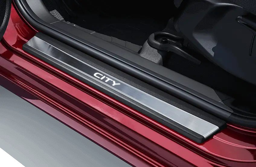 New City Hatchback - Acessório - Interno - Soleira iluminada em LED