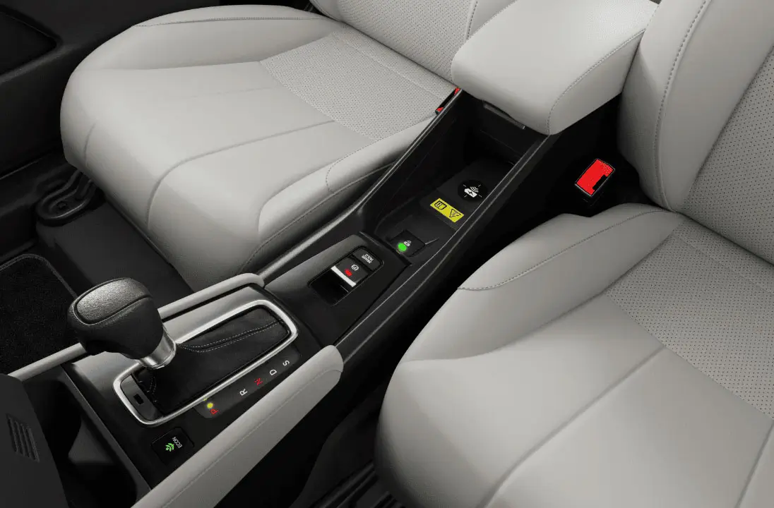New City Sedan - Galeria interna - Console central