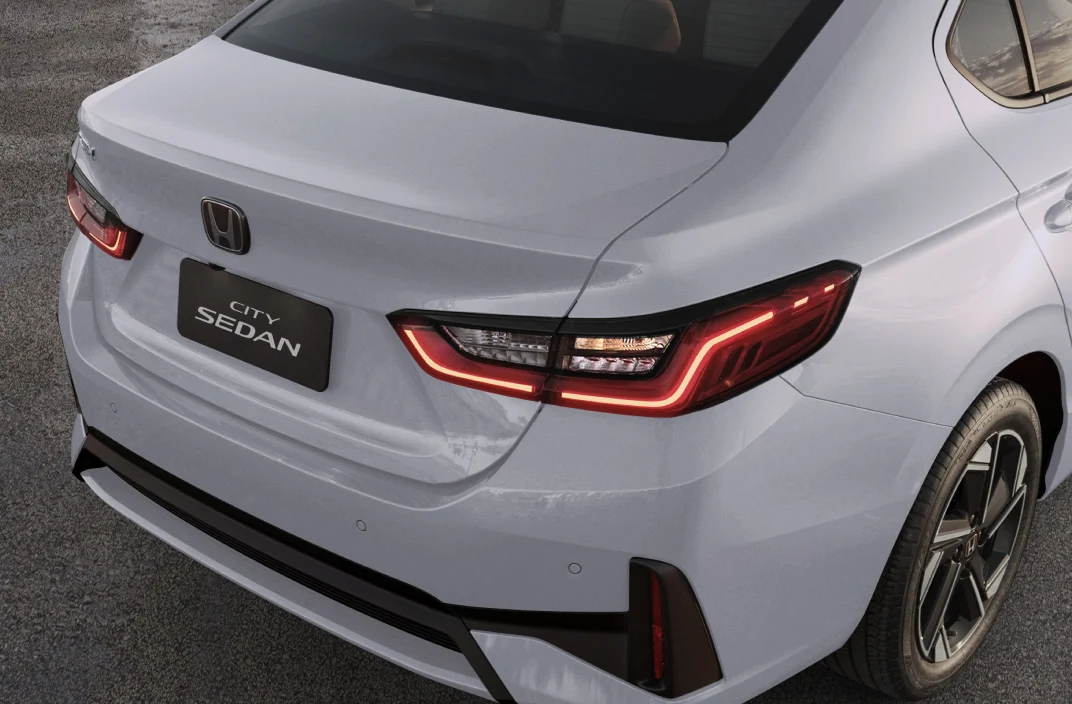 New City Sedan - Segurança - Sensor de estacionamento dianteiros e traseiros
