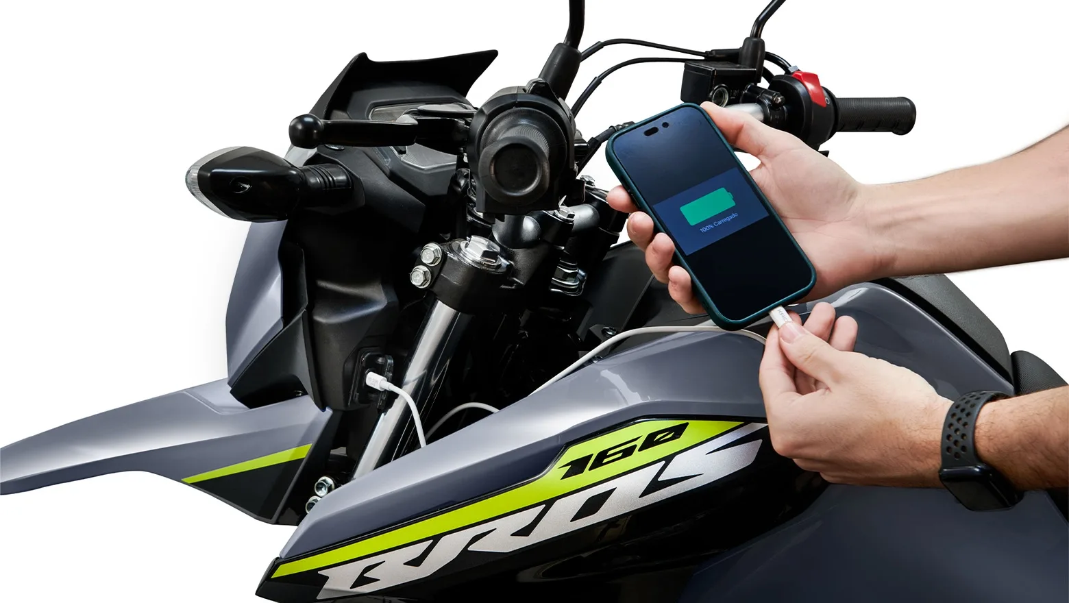 Entrada USB da Moto Honda NXR 160 BROS