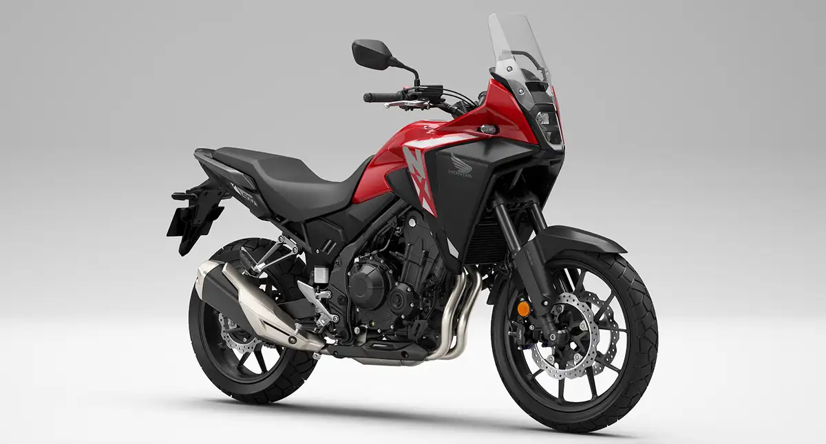 Nova Moto Honda NX 500 vermelha