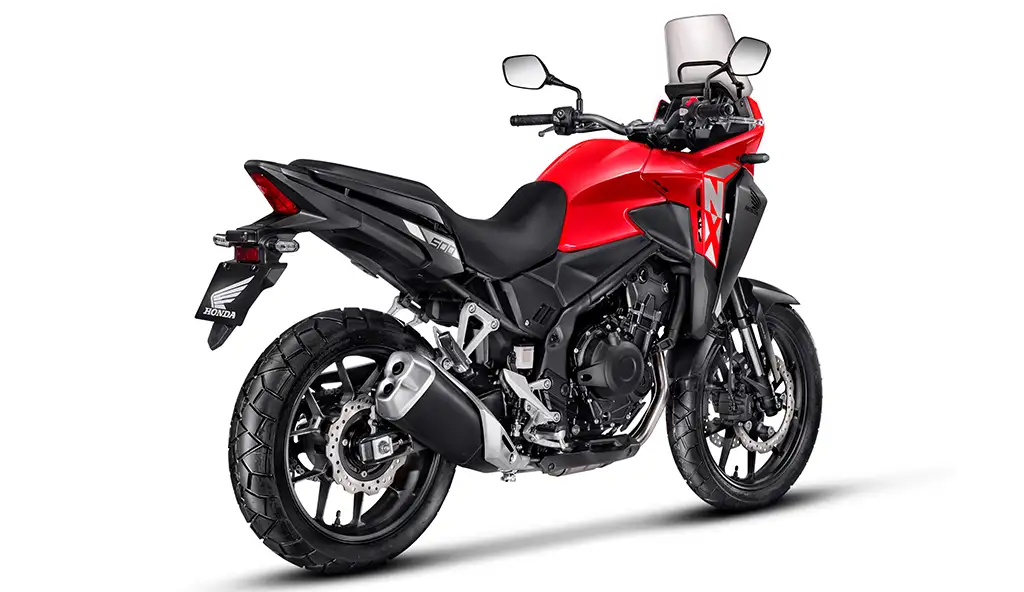 Honda NX 500 Vermelha Detalhe Traseiro Direito