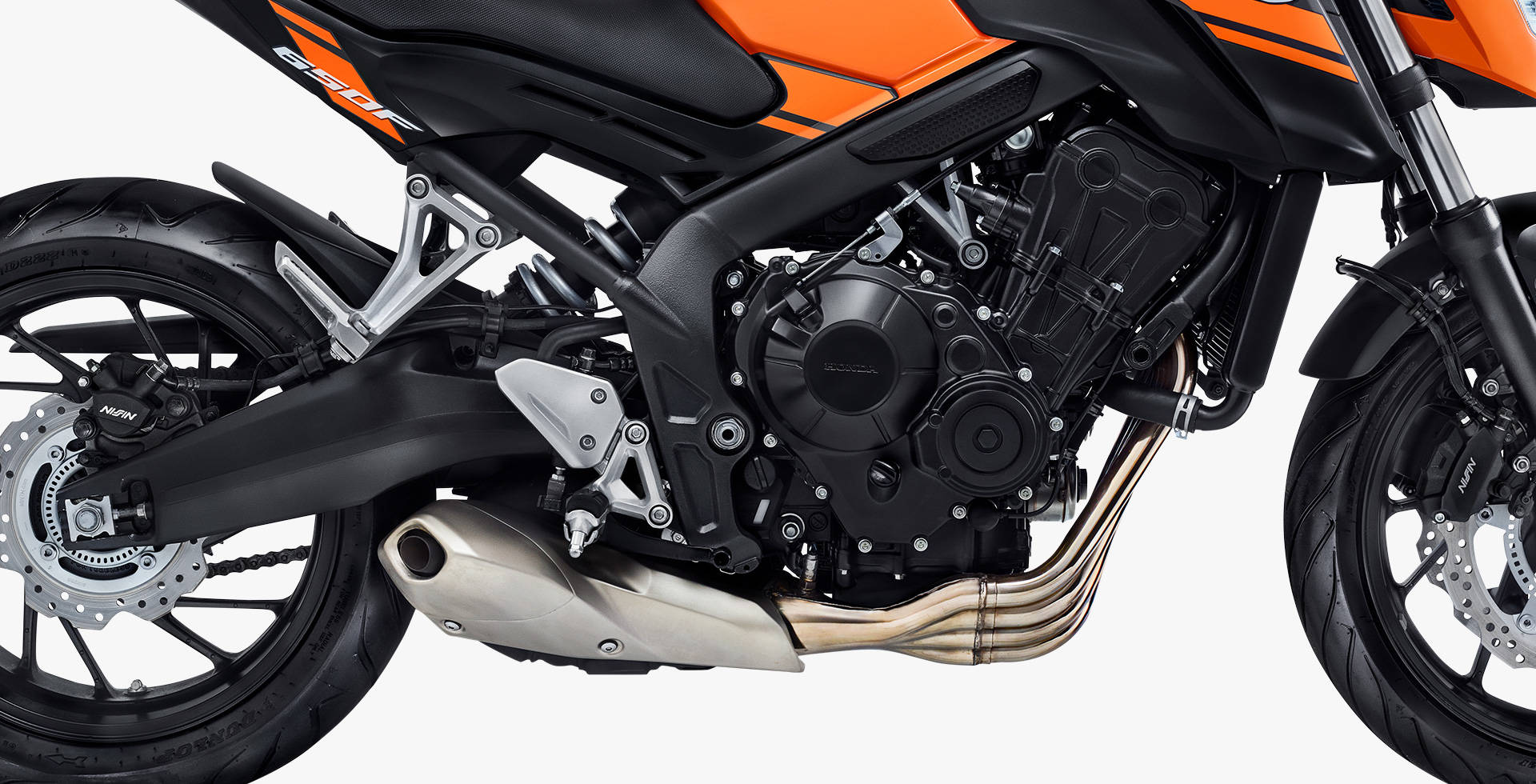 Moto Honda CB 650F Escapamento