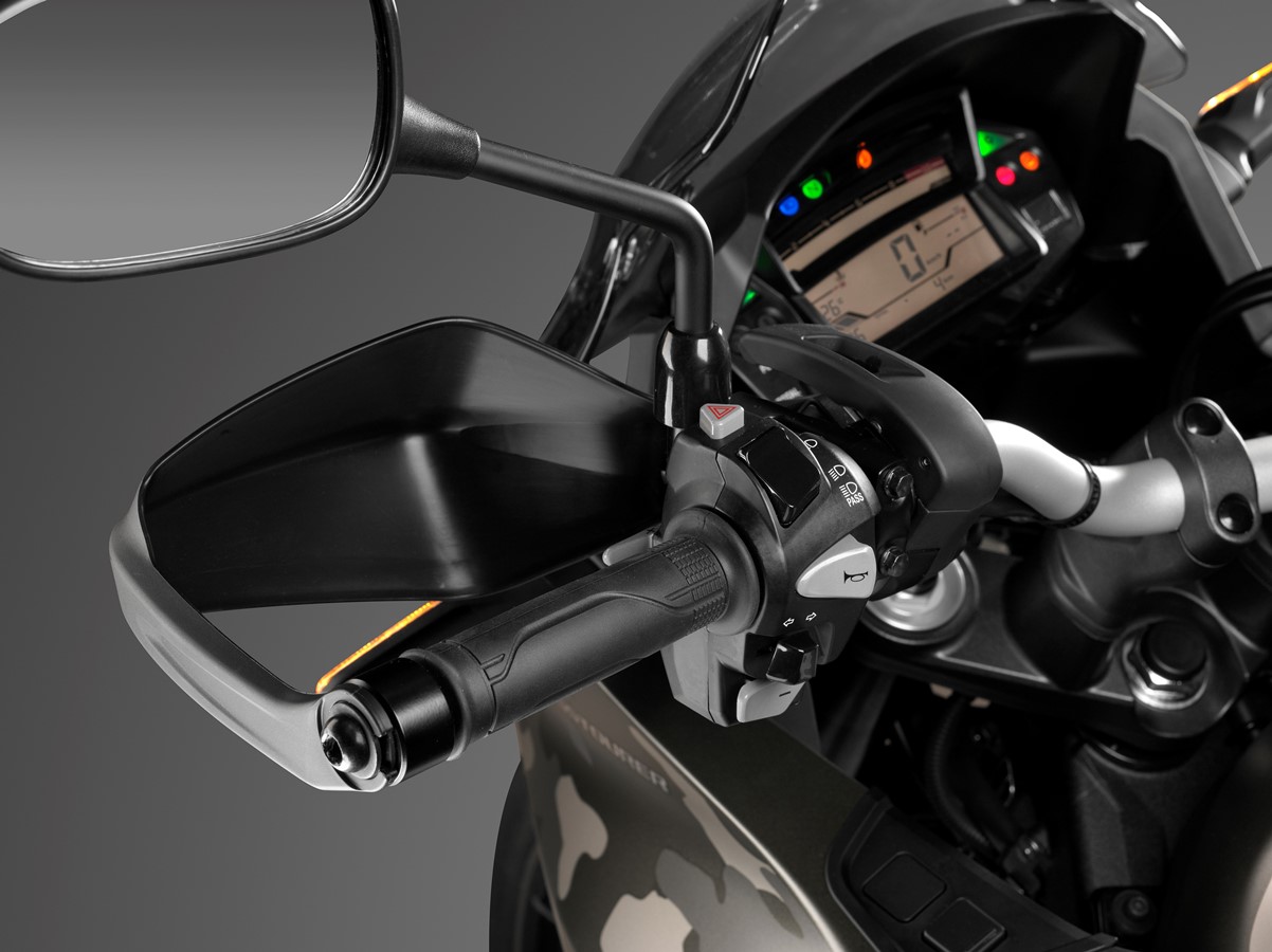 Motos Honda VFR 1200X Crosstourer Detalhe do Guidão Botões