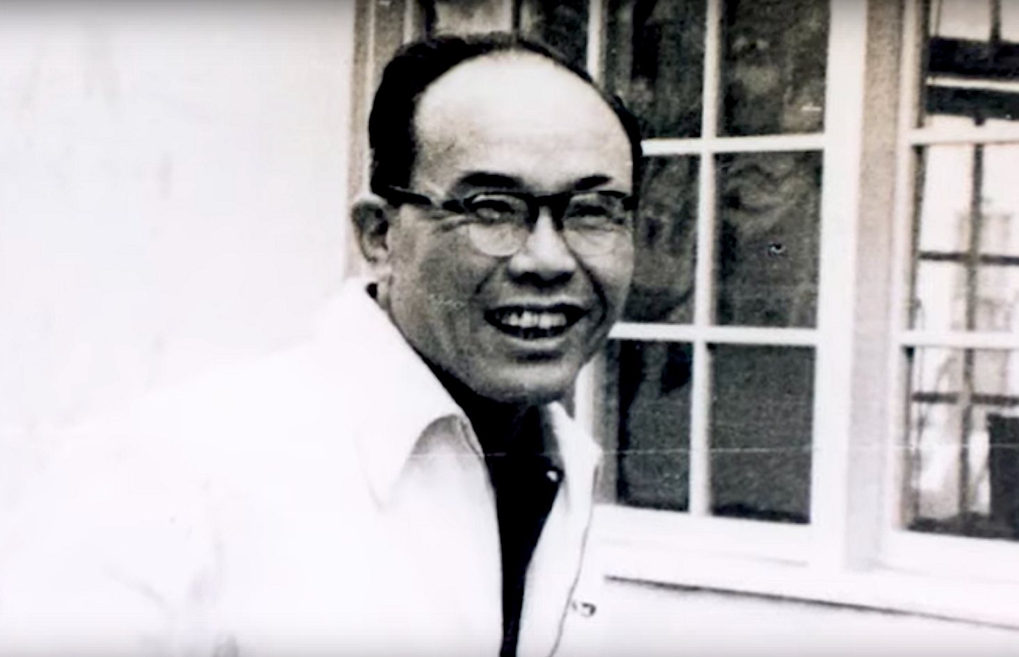 Fundador da Honda Motor Soichiro Honda sorrindo