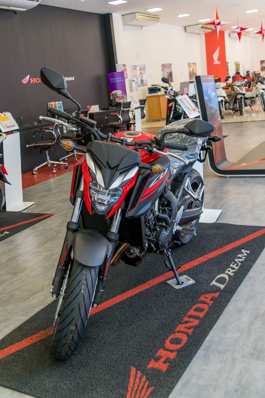 Moto Honda CB Test Ride