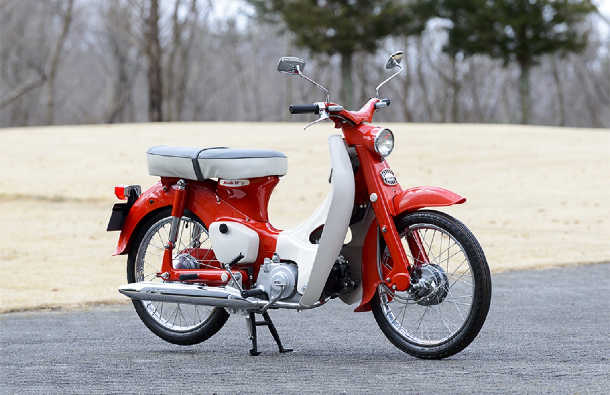 Moto Honda Super Cub de 1960 Vermelha