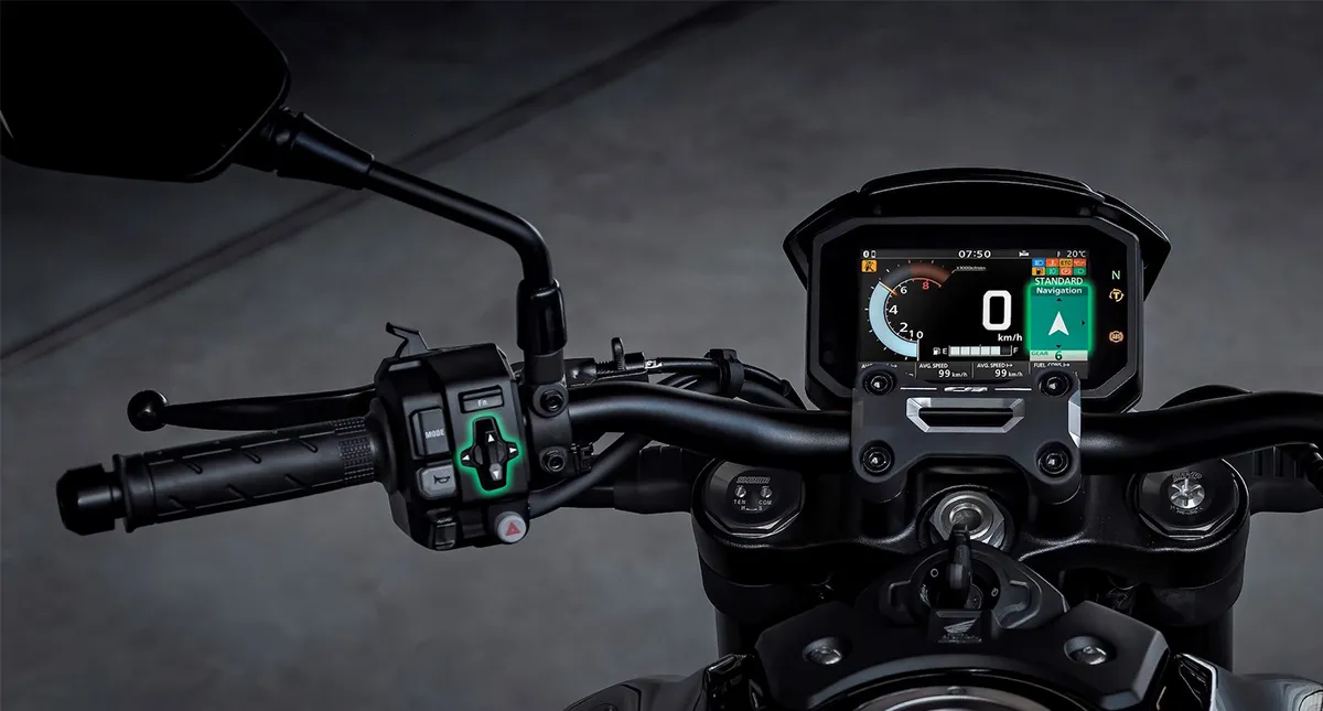 Guidão e Painel com sistema Smartphone Voice Control e Honda RoadSync