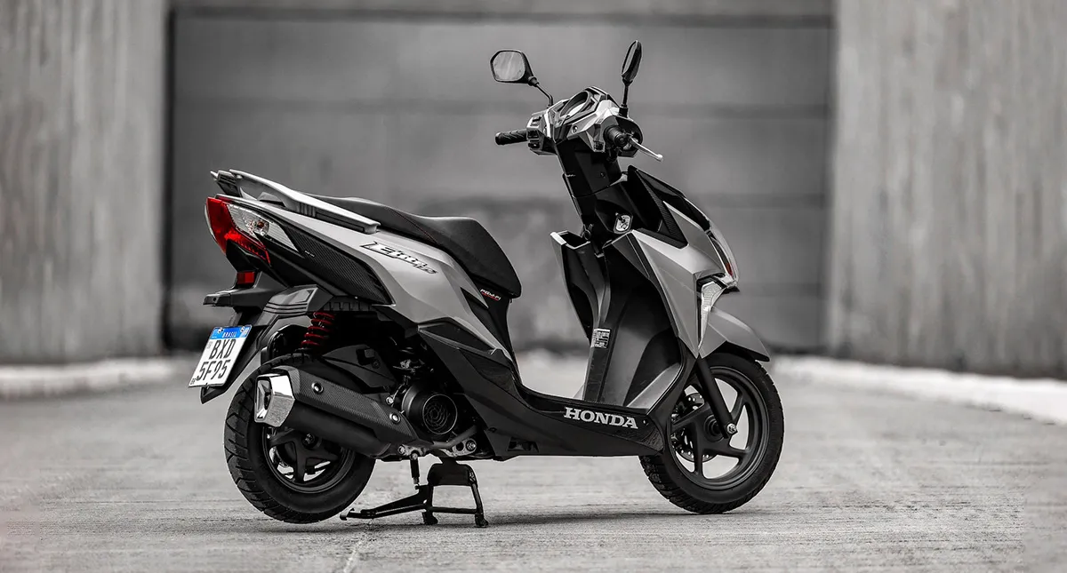 Scooter Elite 125 Prata