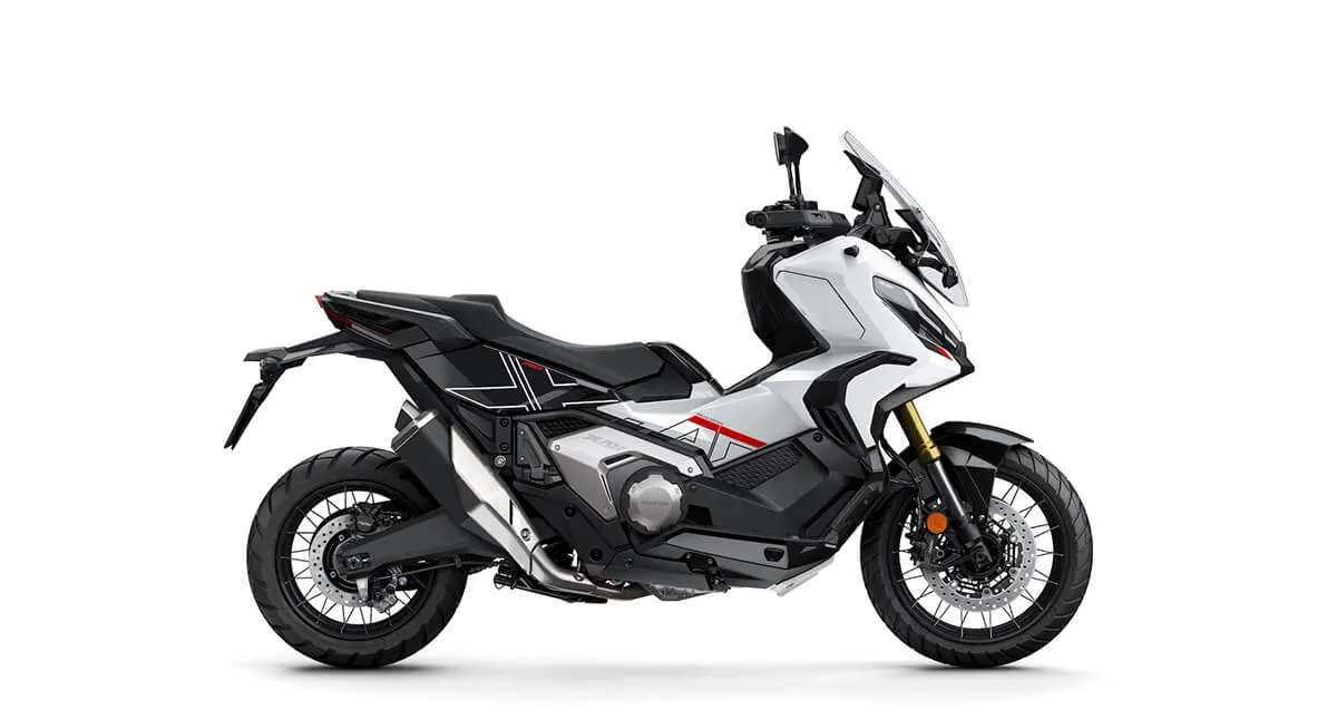 Motocicleta Honda X-ADV Branca com Detalhes Pretos e Vermelhos