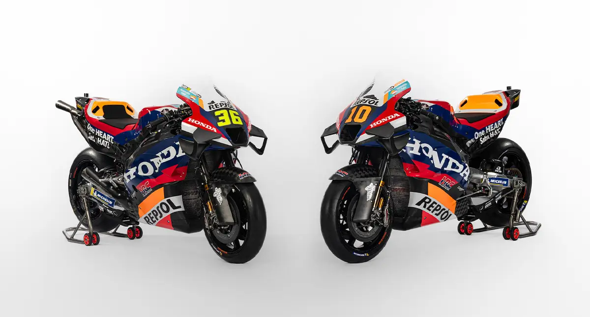 Duas Motocicletas Honda RC 213 v