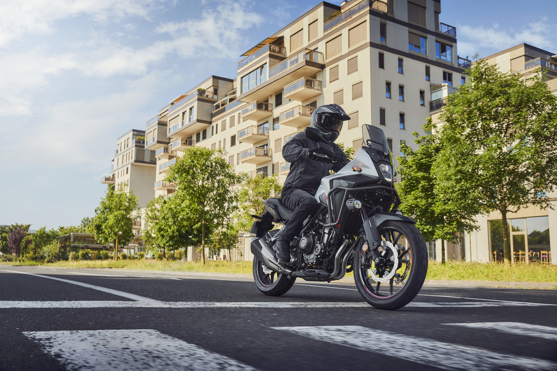 Honda_NX500_em_uso_urbano