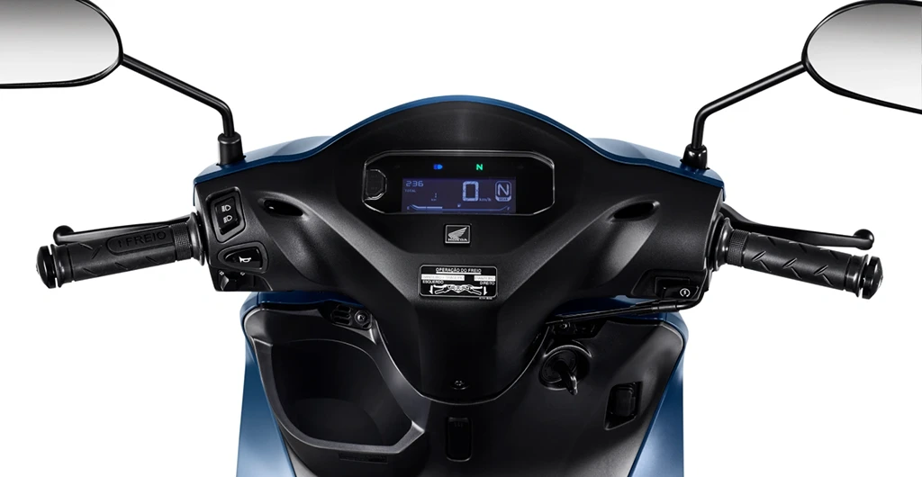 Controle de freios nas duas mãos da Honda Biz 125