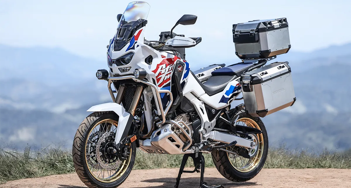 Honda África Twin vista lateral 