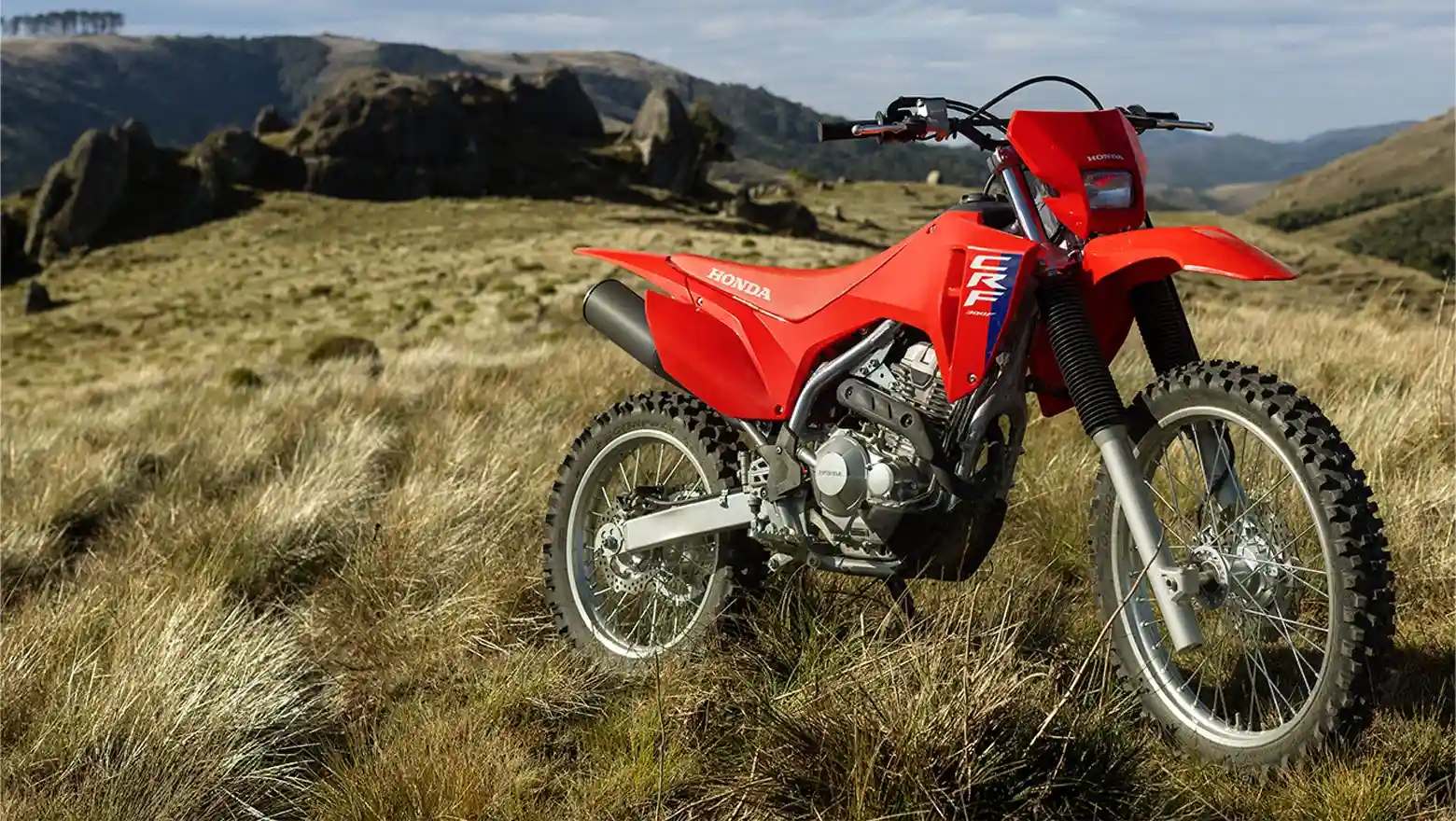 Honda CRF300F no alto da montanha