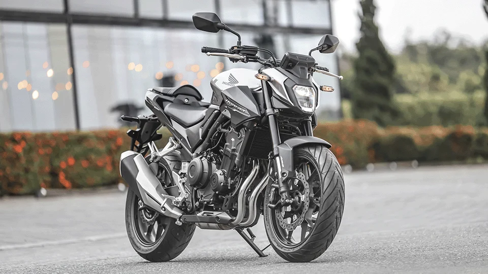 Honda Hornet cb500 vista lateral