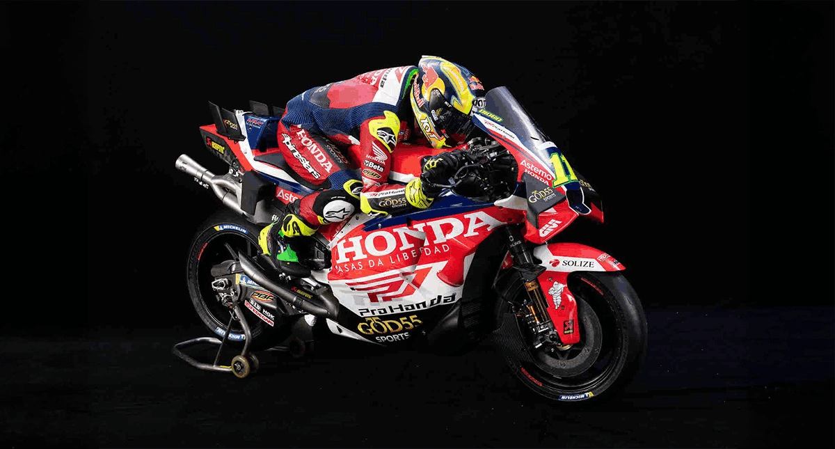 moto-honda-rc213v-vermelha-de-diogo-moreira
