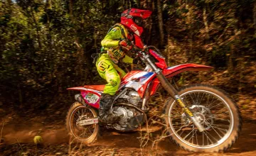 Honda CRF 250F: a melhor moto de trilha para iniciantes, Blog Honda Motos