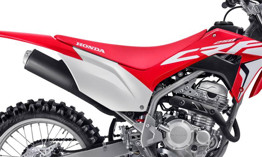 Crf 250f Honda Motocicletas Revelada no salão de tóquio de 2011, a moto trail desembarca no país em versão única, com preço de r$ 18.490. crf 250f honda motocicletas