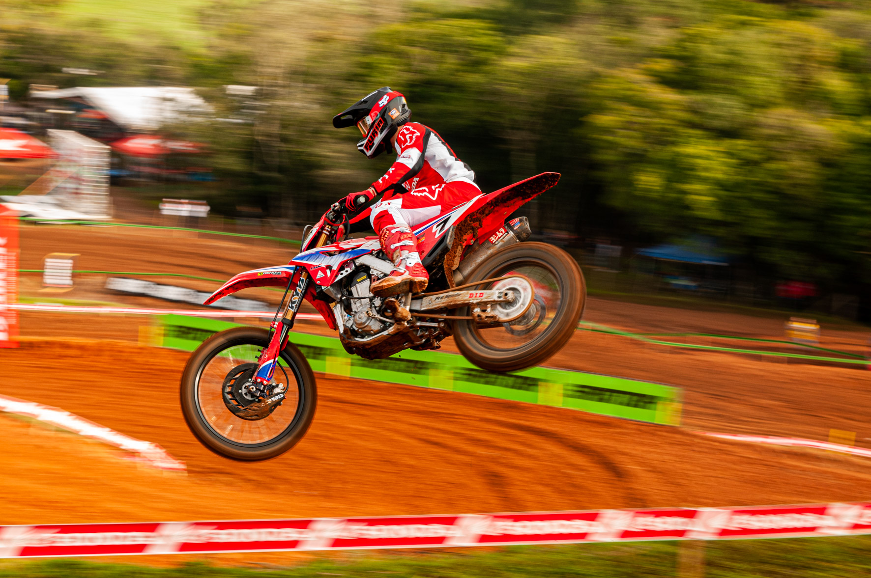 Gabriel Andrigo vence corrida na abertura do Brasileiro de Motocross 2022