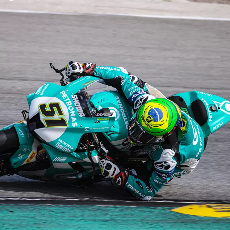 Bárbara Neves e Maiara Basso dão dicas para mulheres iniciantes no motociclismo